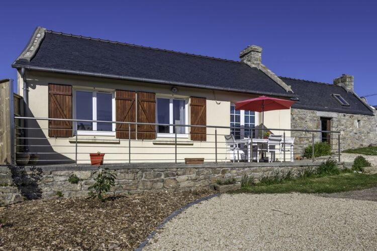 Holiday Home In Plouarzel 外观 照片